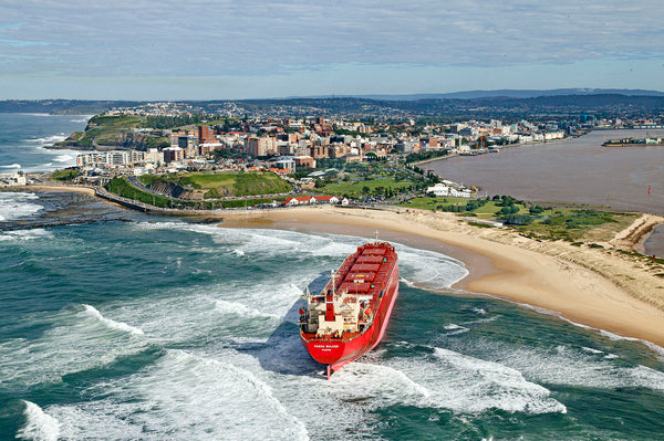 aerial photo of pasha bulker aground on Newcastle beach